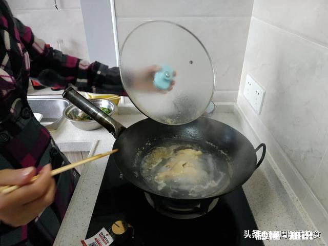 中午饭都能做哪些好吃又简单的饭
