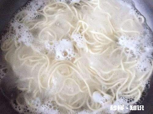 中午饭都能做哪些好吃又简单的饭