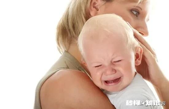 新手爸爸如何在与宝宝的交流玩耍中成长