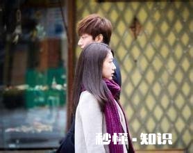 为什么过去的人没钱却活的挺知足，现在的人虽然生活好了却挺累