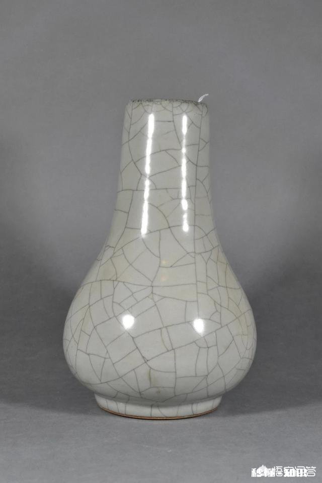 如何鉴赏宋代官窑瓷器