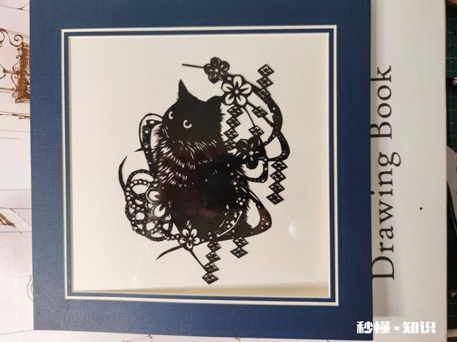 想找一个手工剪纸，有没有推荐的