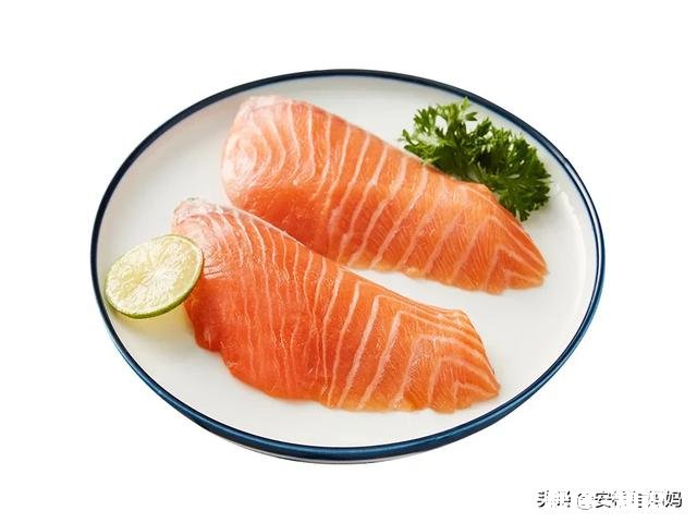 一个人带娃，给宝宝做辅食但是自己很怕鱼怎么办