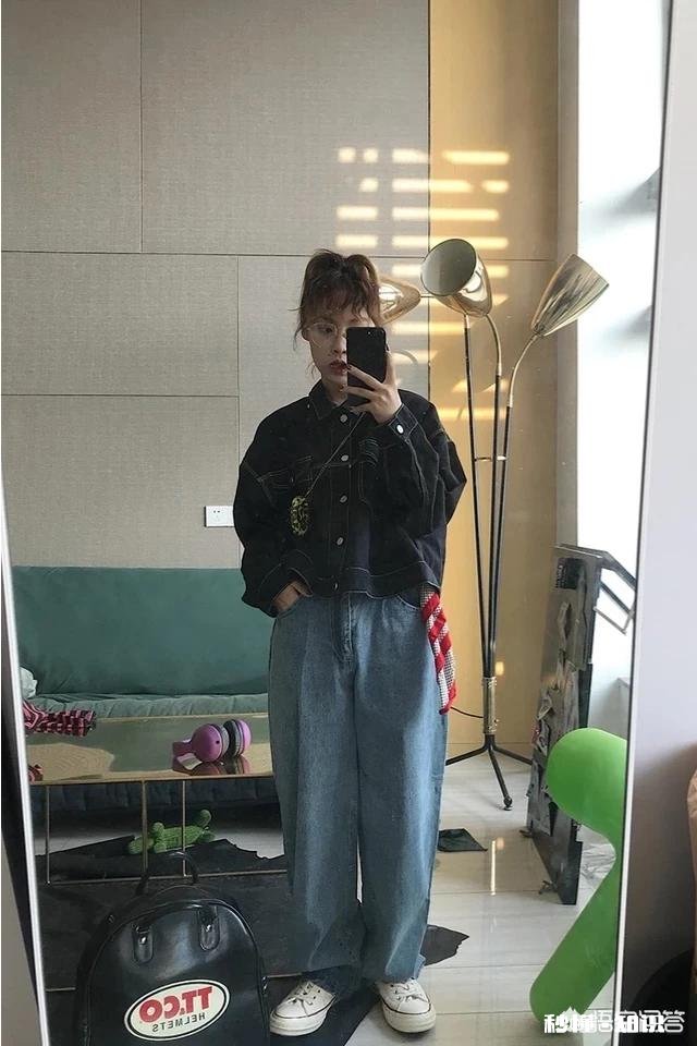 牛仔裤，牛仔衣服配什么样的头发好看