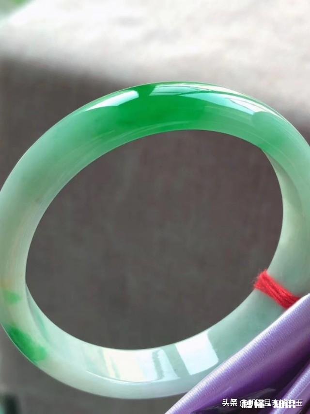 翡翠有没有降价的可能