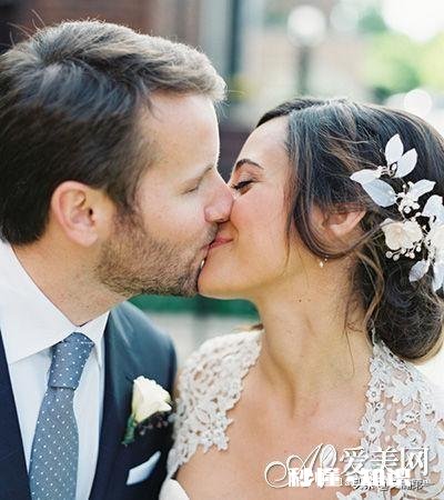 前男友碰到了人生低谷，怎么安慰他比较妥当