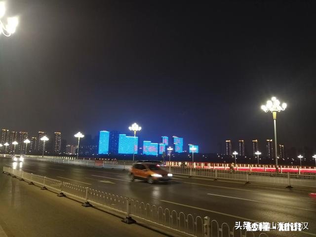 有100万存款，月工资7000.在临沂市什么地方买房居住好