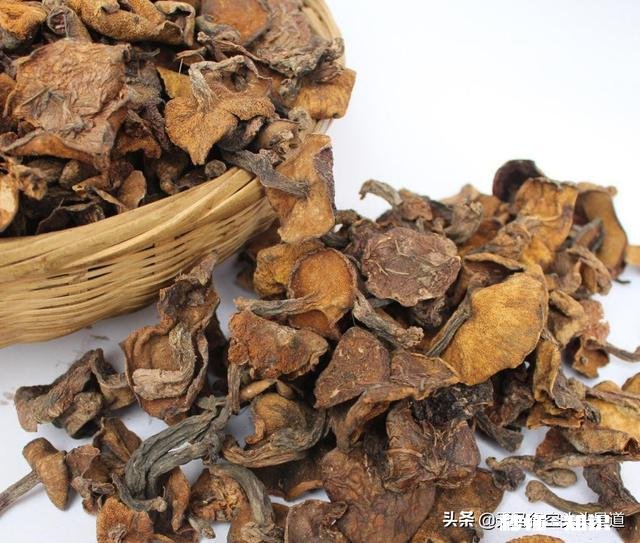 在当地县城开一家旅游小商品店怎么样