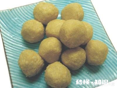 炸鱼丸用什么粉好吃