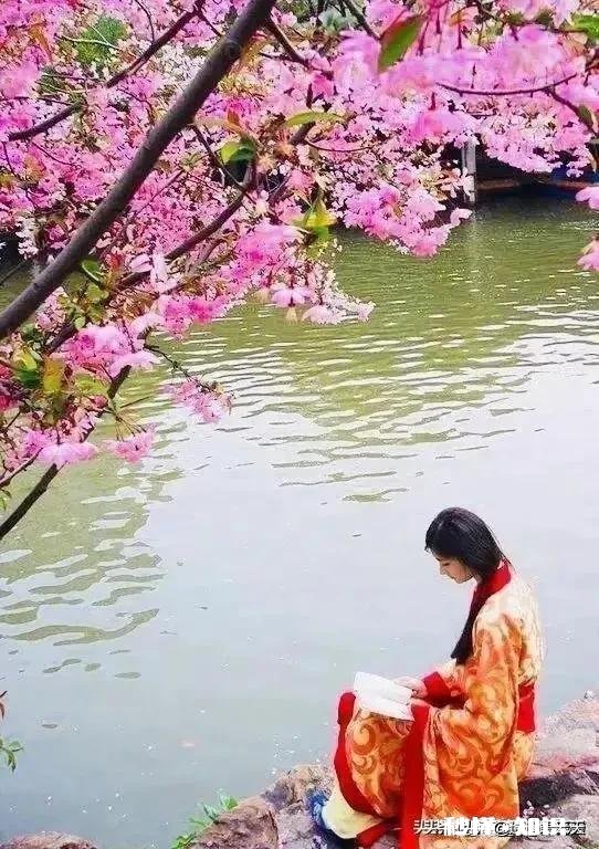 李商隐流传下来的共有六首《无题》每一首都有每一首的意境，是否有描述情感呢，还是指什么别的意境