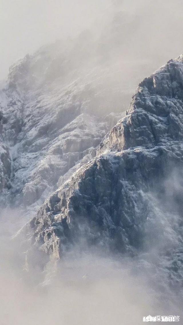 什么壁纸可以显的手机屏幕比较大