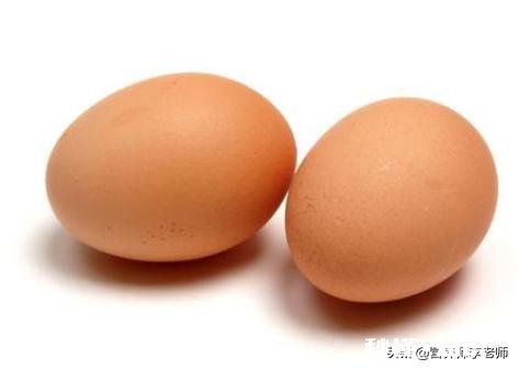 每天两个鸡蛋其他什么都不吃会瘦吗