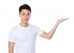 如果你20年前的初恋联系你，而你心里也想见他，你会赴约吗