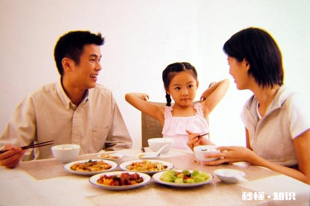 如果你20年前的初恋联系你，而你心里也想见他，你会赴约吗