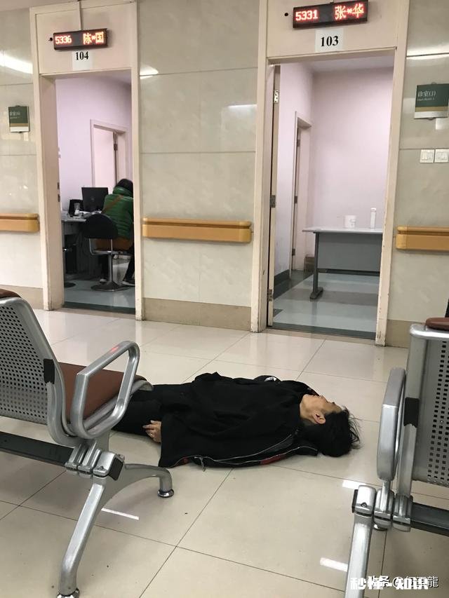 我该在一线城市等待来年秋招再战，还是选择回家乡工作