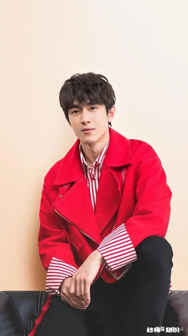 女生到底应该选择爱情，还是面包