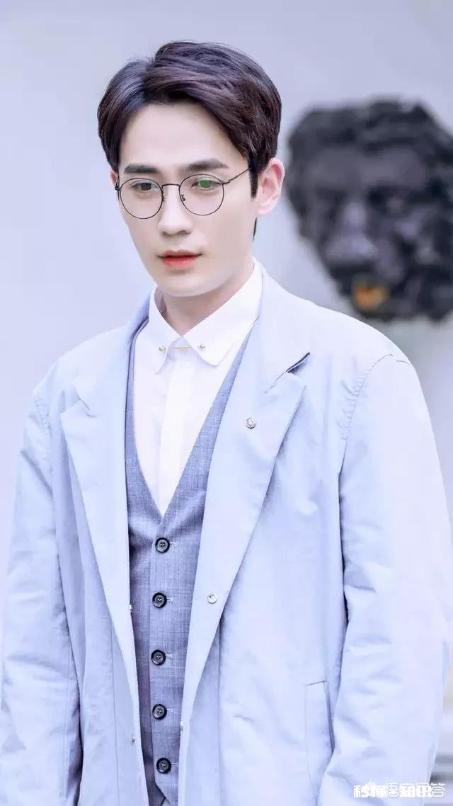 你觉得朱一龙为什么是你的偶像