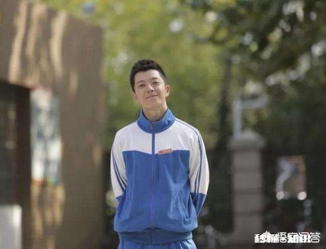 有哪几位明星你以为是小鲜肉，其实已当爹