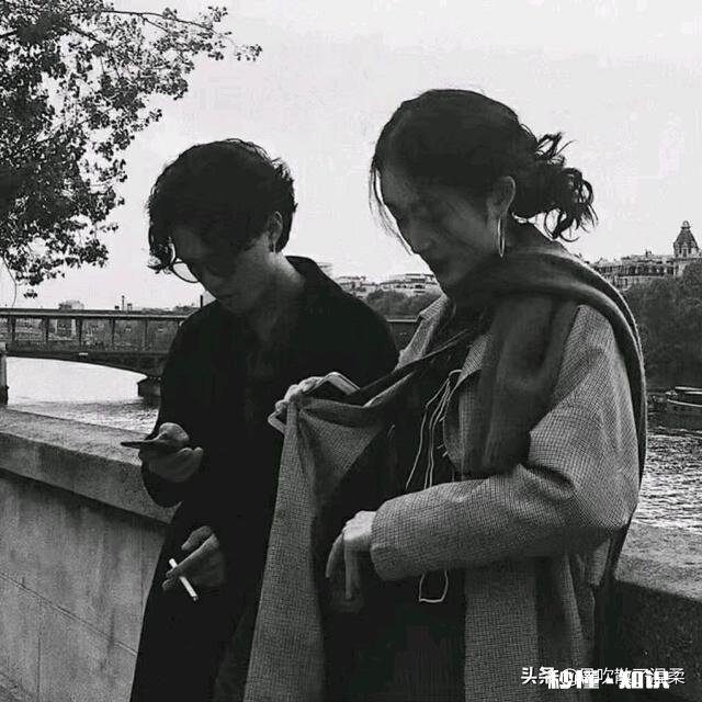 交比自己小的男友一定要让着他吗为什么