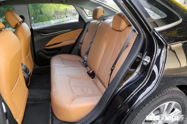 马自达昂克赛拉和别克英朗，丰田雷凌，哪个更适合家用