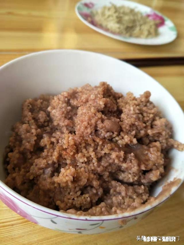 腊月初八，农村开始过年了，你们有吃腊八粥的习俗吗