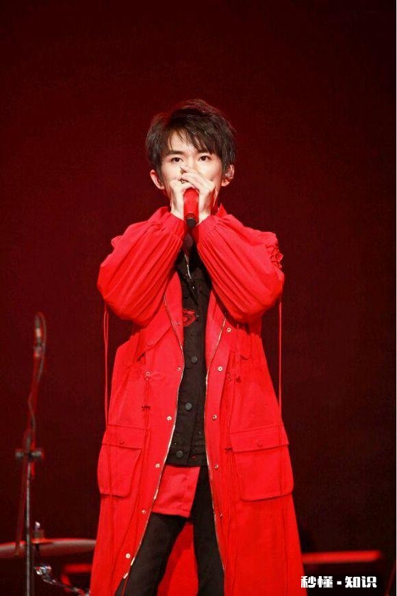 你们最喜欢的男明星是谁和最喜欢的女明星分别是谁