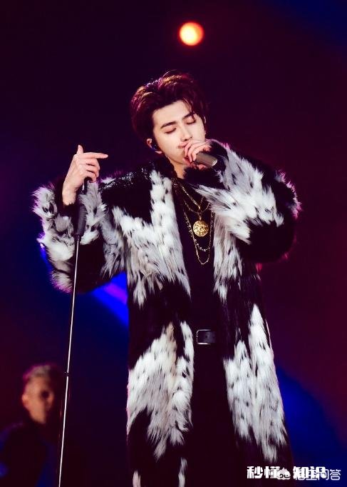 明星不好做，为什么还有人挤破脑袋也要进那个圈呢