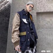 总穿一样风格的衣服会显得人死板吗