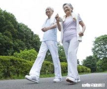 你对现在有些中老年人隔三差五的参加集体活动有什么看法