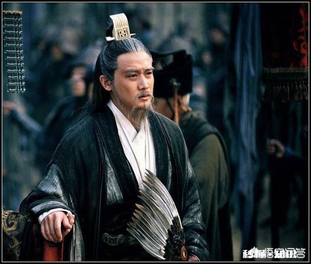 诸葛亮北伐除了以战防守，是否存在以北伐之名掌控蜀汉军政大权