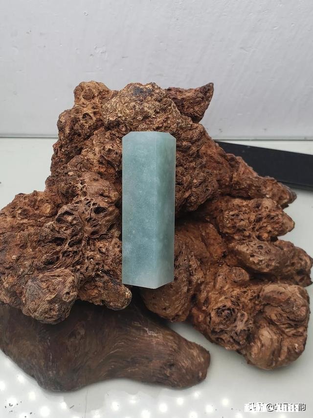 都说树瘤很值钱，谁见过这样的树瘤，有人买吗