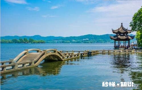 哪首诗最能体现泰山的独尊哪首诗最能表达西湖的景美