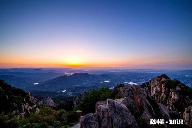 哪首诗最能体现泰山的独尊哪首诗最能表达西湖的景美