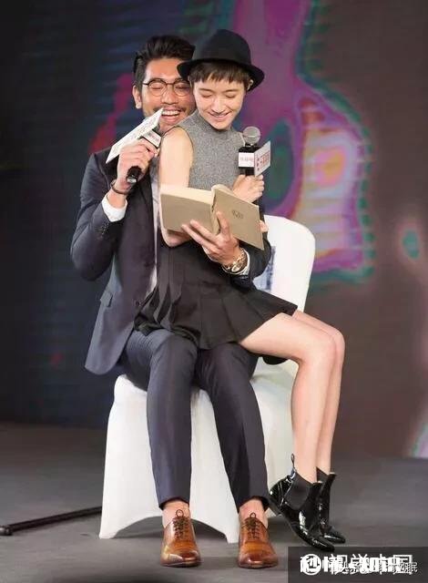 她 爱豆在你心中是什么样的存在? 你是因为什么而粉上他的