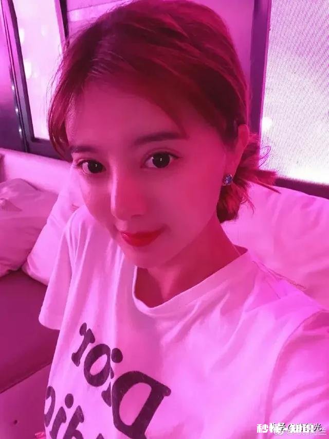 每次我男朋友送我东西室友都用各种话挤兑我酸我，这样的室友还算得上朋友吗