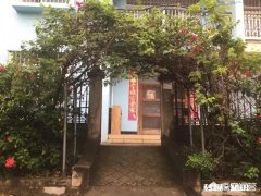 现在农村有不少种植有花卉在屋前或阳台的，如果你会选择哪些花卉来种在自家的庭院里