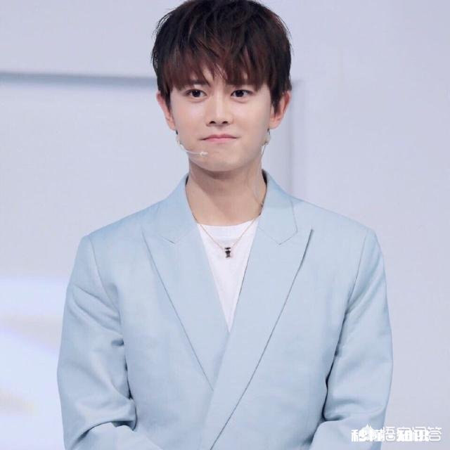 你喜欢任嘉伦吗什么时候开始对他路转粉的