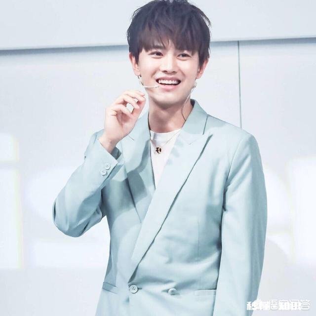 你喜欢任嘉伦吗什么时候开始对他路转粉的