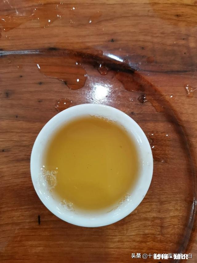 三万块一斤的茶和几百块钱的茶真的不一样么