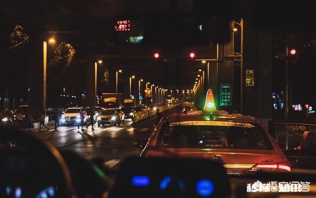 对于新手来说尼康d3400和d5300如何选择