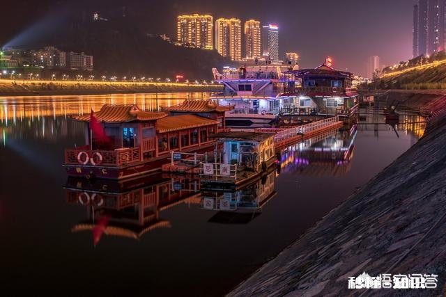 对于新手来说尼康d3400和d5300如何选择