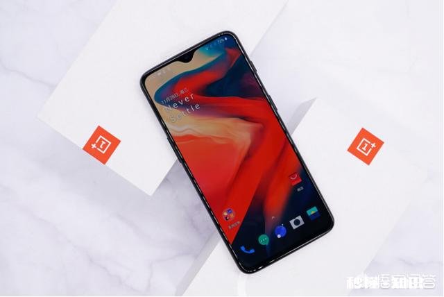 马上到圣诞节了，送给男朋友一部一加6T手机做礼物怎么样