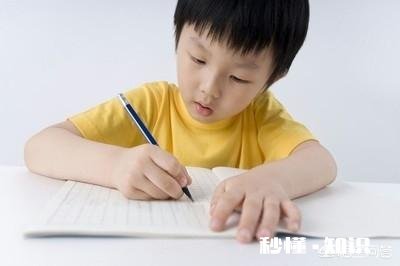 请问大家孩子暑假不好好写作业怎么办