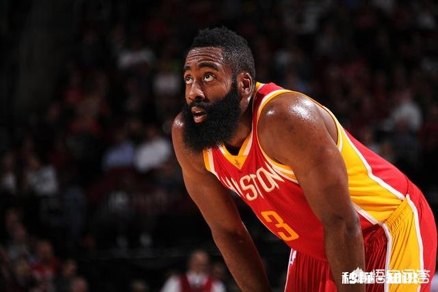 如果哈登和库里同时进入转会市场，你是NBA球队总经理你更希望得到谁，为什么