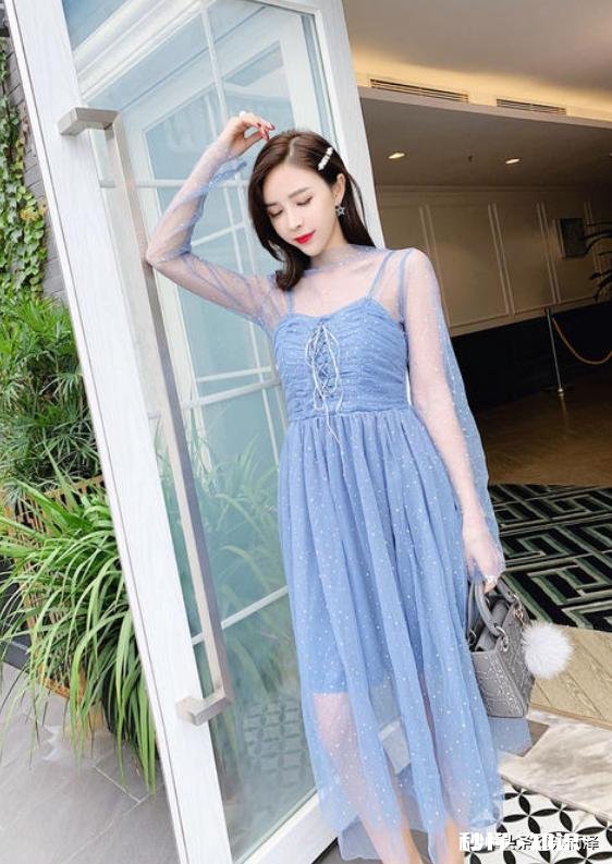 透视上衣配什么下装好看