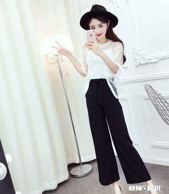 透视上衣配什么下装好看