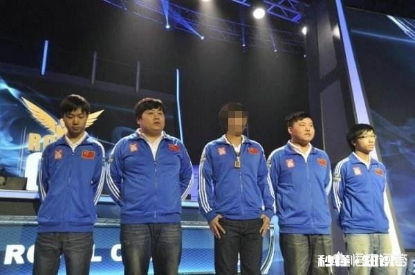 网友投票“LPL八年里印象最深的国产中单是韦神”，你会投谁