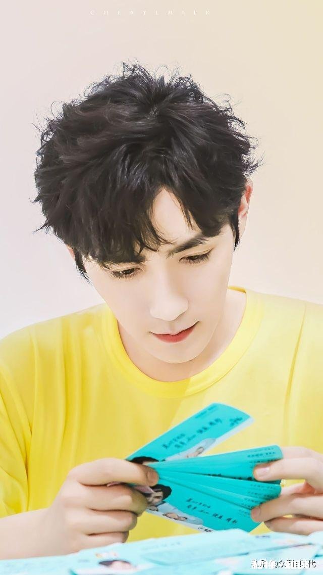 你觉得朱一龙的哪张照片最好看,求分享