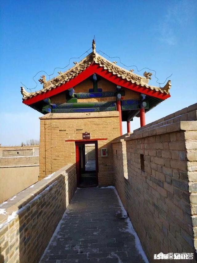 国内哪里适合8月旅游