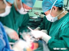 上一个专科学校学口腔医学，有前途吗